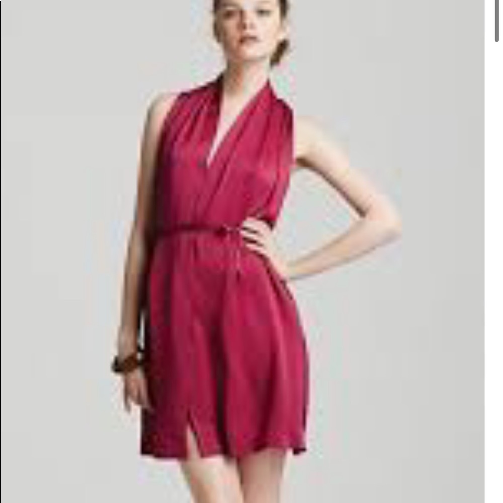 Stunning 100% silk theory sheath dress.